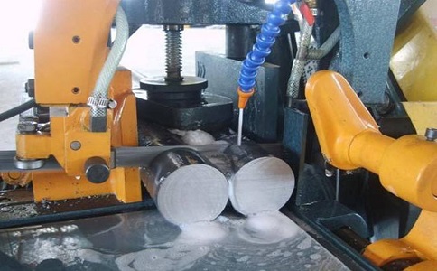 宝安卧式带锯床的送料方式有哪几种？